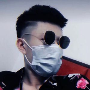 玩弄极品人妻杨幂
